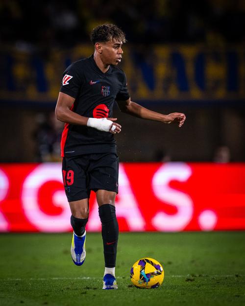 湖北U20男足门将姚浩洋庆祝全运夺金：湖北是冠军，创造历史（全运会夺金！湖北U20男足门将姚浩洋：湖北夺冠，书写历史）